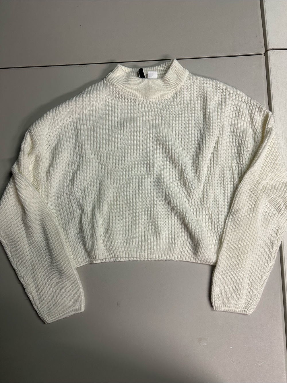 H&M White Mock Neck Ribbed Cropped Sweater Sz M